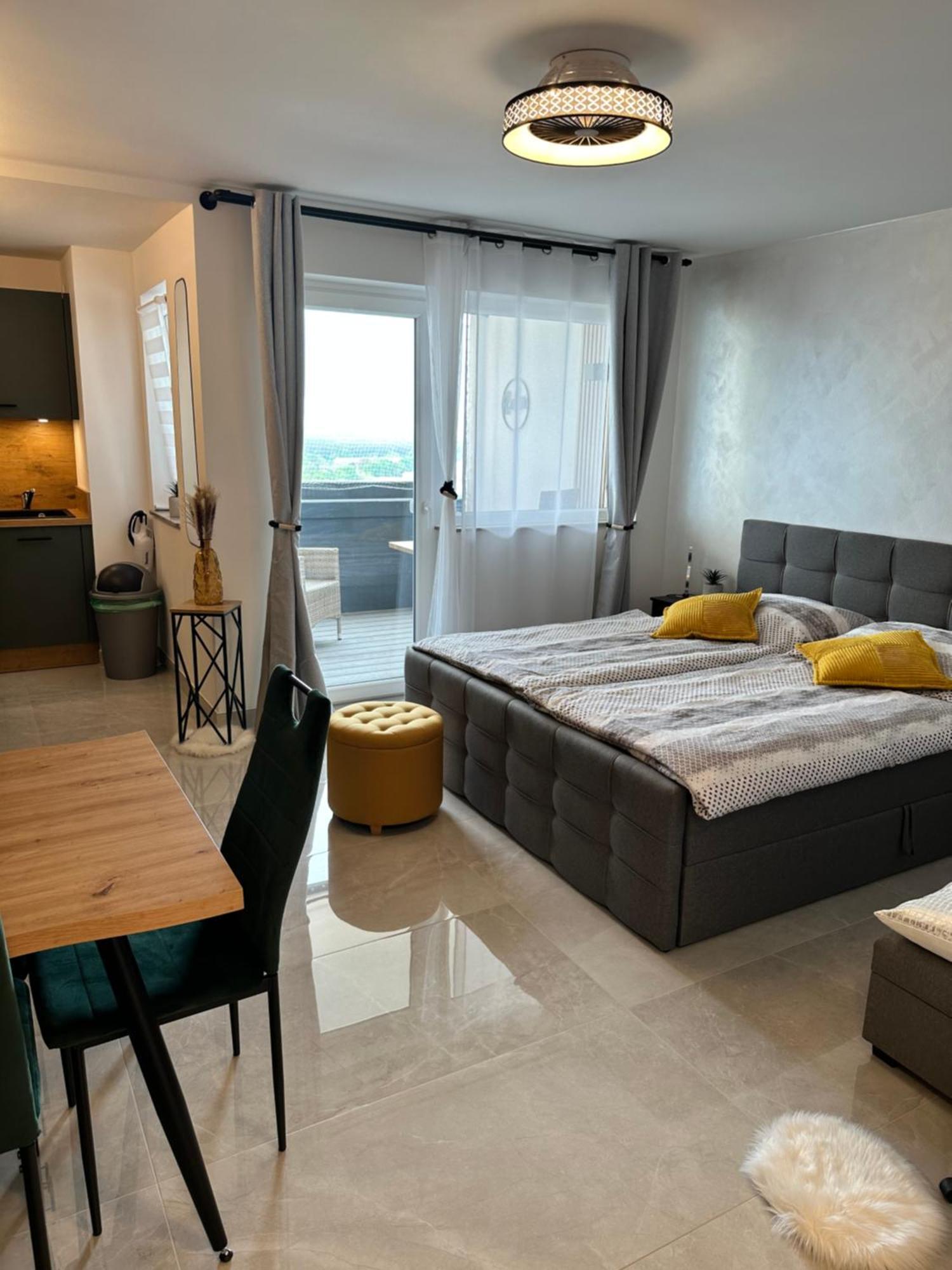 Fewo Sky21 * Langen Exklusives Appartment Vollausstattung / Zentrale Lage *Neu* Εξωτερικό φωτογραφία